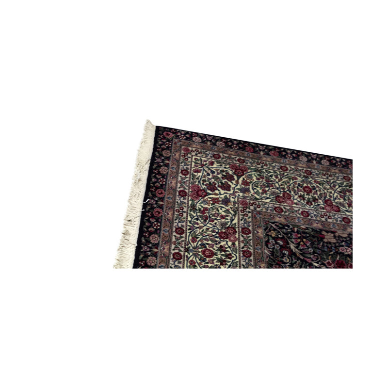 Shah Wool Oriental Area Rug