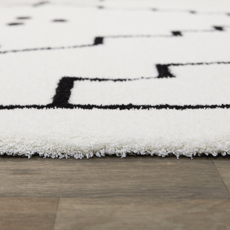 Kremer Geometric Indoor Rug, Rectangle 5'3" x 7'