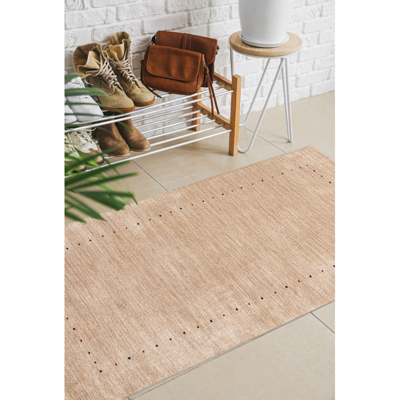 Tapis brun clair Kashkuli Gabbeh 2 pi 8 po x 4 pi 10 po
