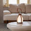 Petite lampe de table moderne en verre blanc avec abat-jour en verre pour le salon de la chambre à coucher, ampoule incluse