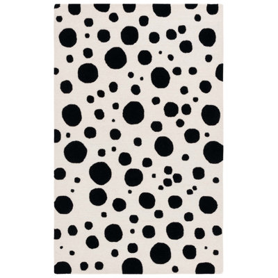 Camey Ivory Black Hand-Tufted Rug
