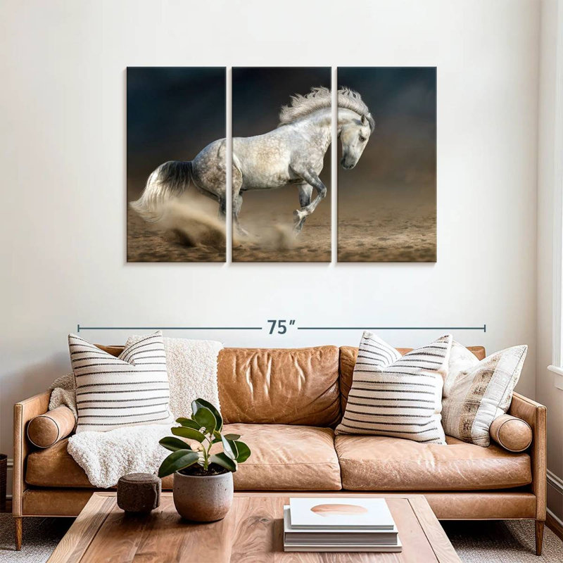 Cheval andalou en mouvement, H 36 po x l 57 po