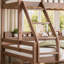 Lit superposé en bois massif (Twin XL + Queen) avec tiroirs de rangement et étagères latérales, barrière de sécurité incurvée, échelle, sommier non requis, couleur naturelle profonde-2093261432-2093261435