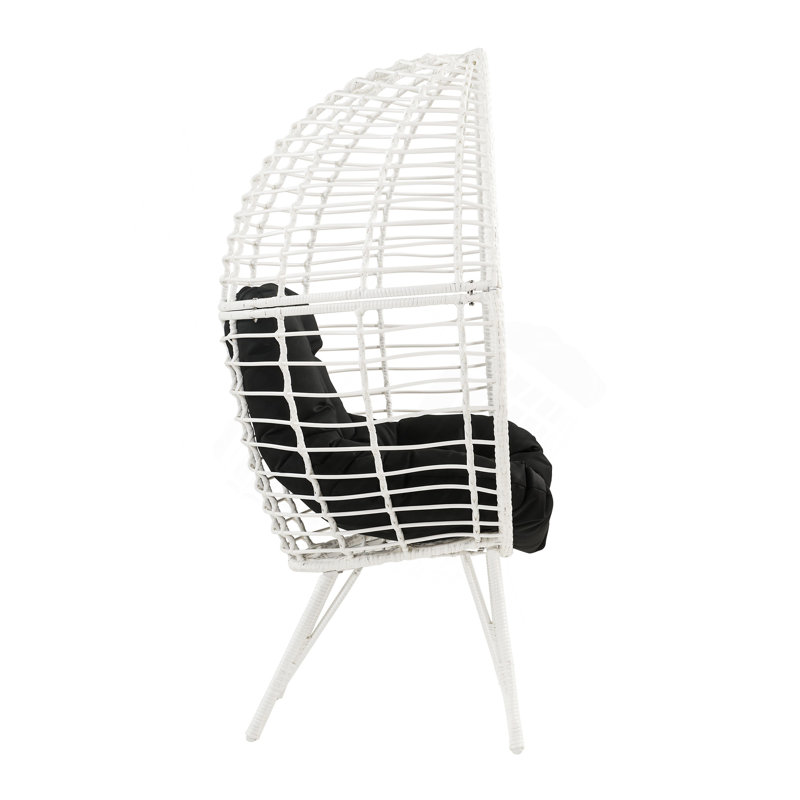 Chaise longue de patio en tissu galvanisé noir et osier blanc