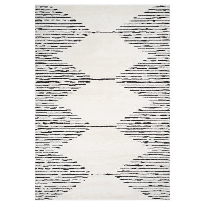 5' X 7' Ivory And Black Geometric Area Rug