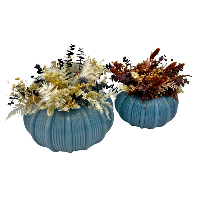 Ensemble de deux vases à fleurs en verre