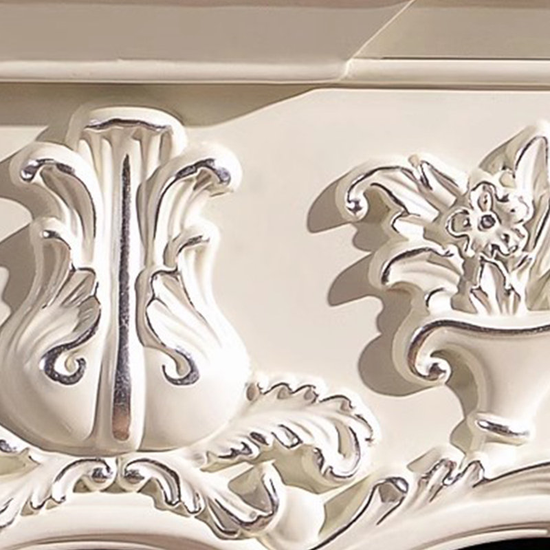 Foyer à flamme magnifiquement sculpté, Blanc argenté, H 47,24 po x l 59,05 po x P 12,59 po
