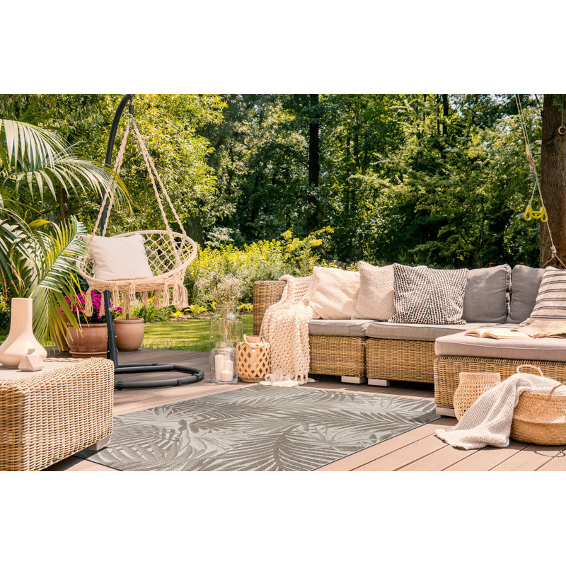 Eastborough Floral Indoor / Outdoor Area Rug, Rectangle 200 x 290cm