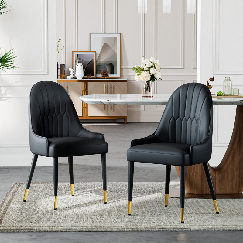 Chaise Mushtak, Noir