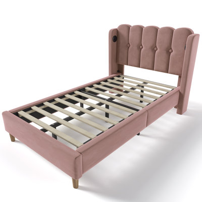 Upholstered Bed With Usb Linen