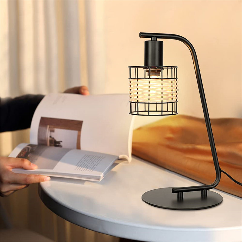 Auda Metal Desk Lamp