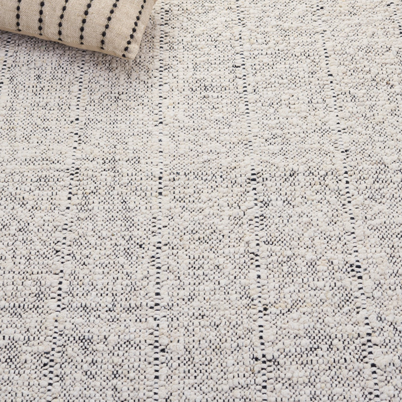 Manhattan Hand Woven Wool/Cotton Solid Color Rug in Ivory/Black, Square 6'