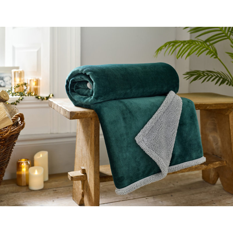 Hazelwood Super Soft Flannel & Sherpa Throw 130 x Throw
