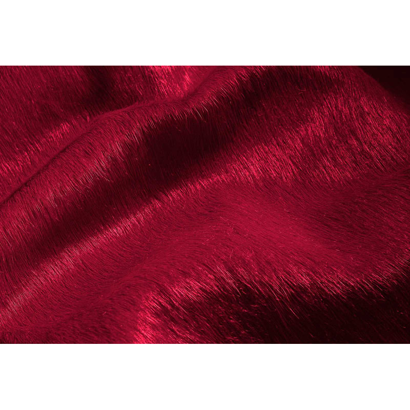 Tapis bordeaux en cuir de vache Mountview, Nouveauté 5 pi x 7 pi