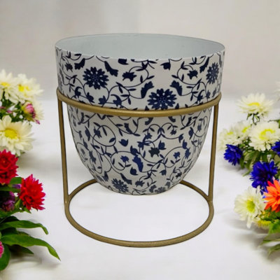Vick Iron Indoor / Outdoor Pot Planter