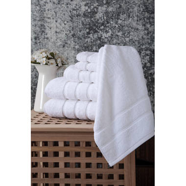 Hotel Vendome Towels