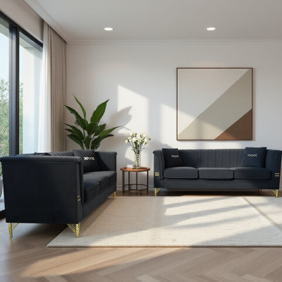 Canapé moderne en velours noir avec coussins en mousse haute densité et bon support, idéal pour les espaces ouverts et les salons de bureau.