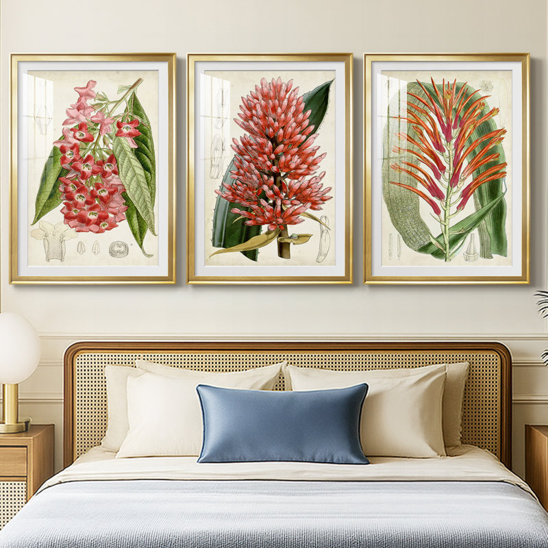 Tropical Gems IV - encadré sur mesure de qualité supérieure avec mat - 3 pièces, H 21 po x l 30 po, Doré