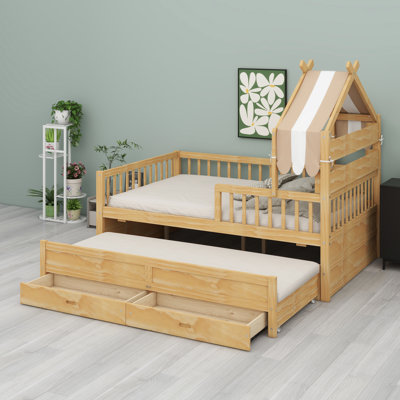 Imaginative Hideaway Bed with Integrated Trundle and Snug Fabric Details