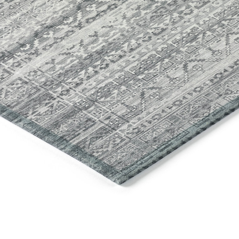 Tapis intérieur / extérieur gris lavable à la machine Xhevrie, Rectangle 5' x 7'6"