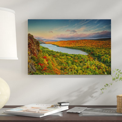 « automne evening landscap, lake of the clouds, ontonagon county, upper péninsule, michigan, usa », reproduction de photo sur toile