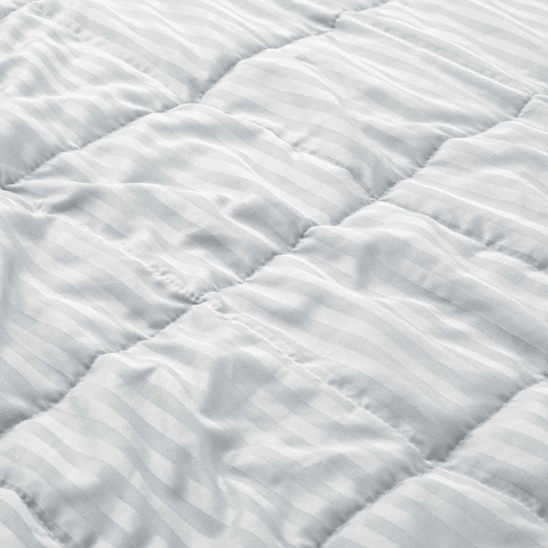 Couette légère avec bordure en satin, Très grand lit, Gris foncé