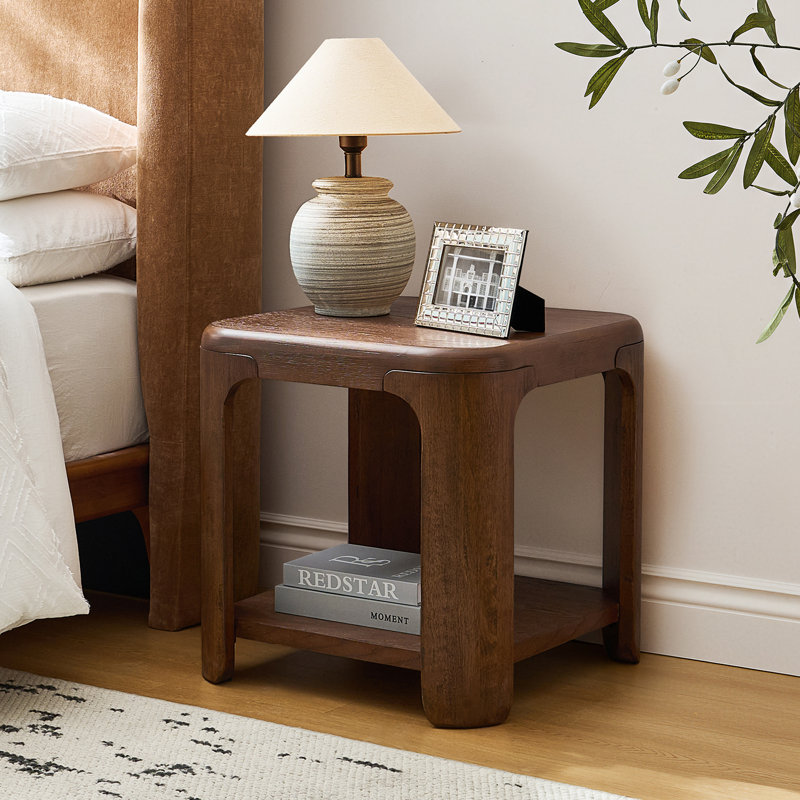 Table de bout Waynesville Dimarco, Noyer