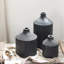 Vase en bois noir-260856087