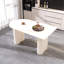 Table de salle à manger de 63 po en MDF moderne de style crème et table d'appoint irrégulière de 63 po, table de salle à manger pour 4 à 8 personnes, pieds de table ronds épais en bois d'ingénierie, plateau de table blanc crème épais et élégant