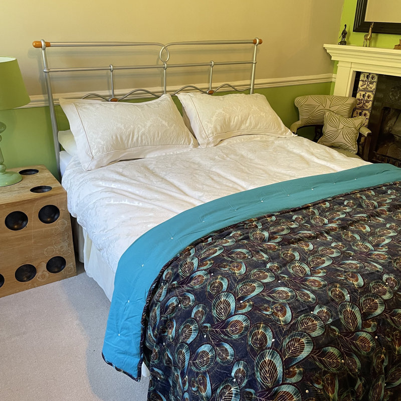 Pepperdine Quilted Throw Blanket