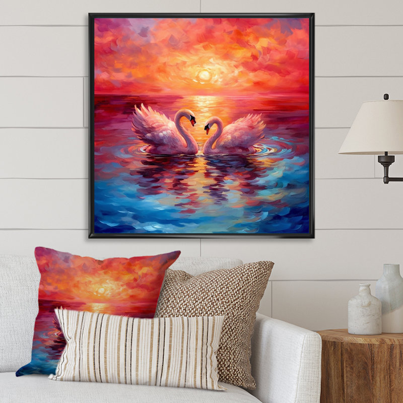 Swans In Love Reflection At Majestic Sunset, H 24 po x l 24 po, Encadrement doré