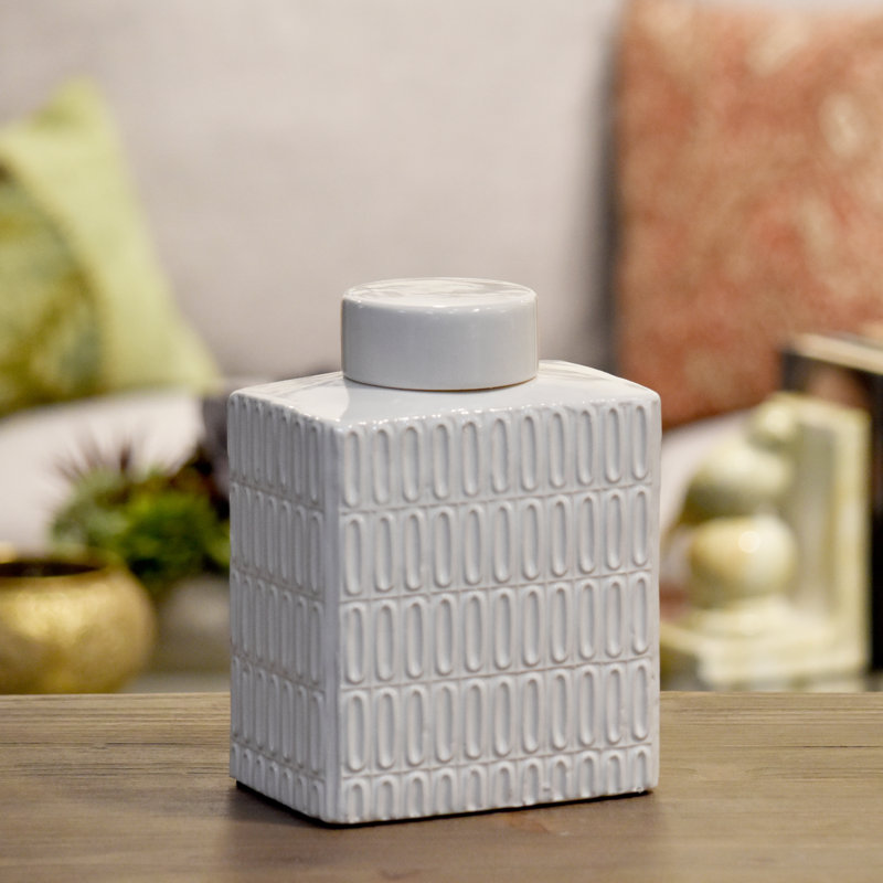 Pot en relief Daniela, H 8,75 po x l 6,5 po x P 4 po, Blanc
