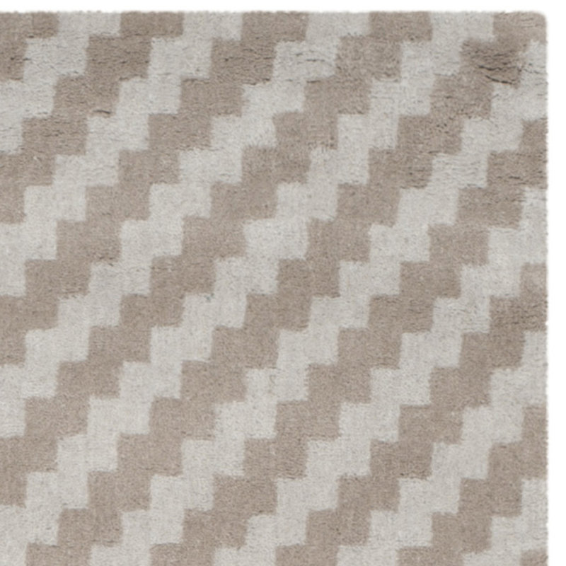 Sanyla Hand Tufted Wool Chevron Rug, Runner 2'6" x 8'