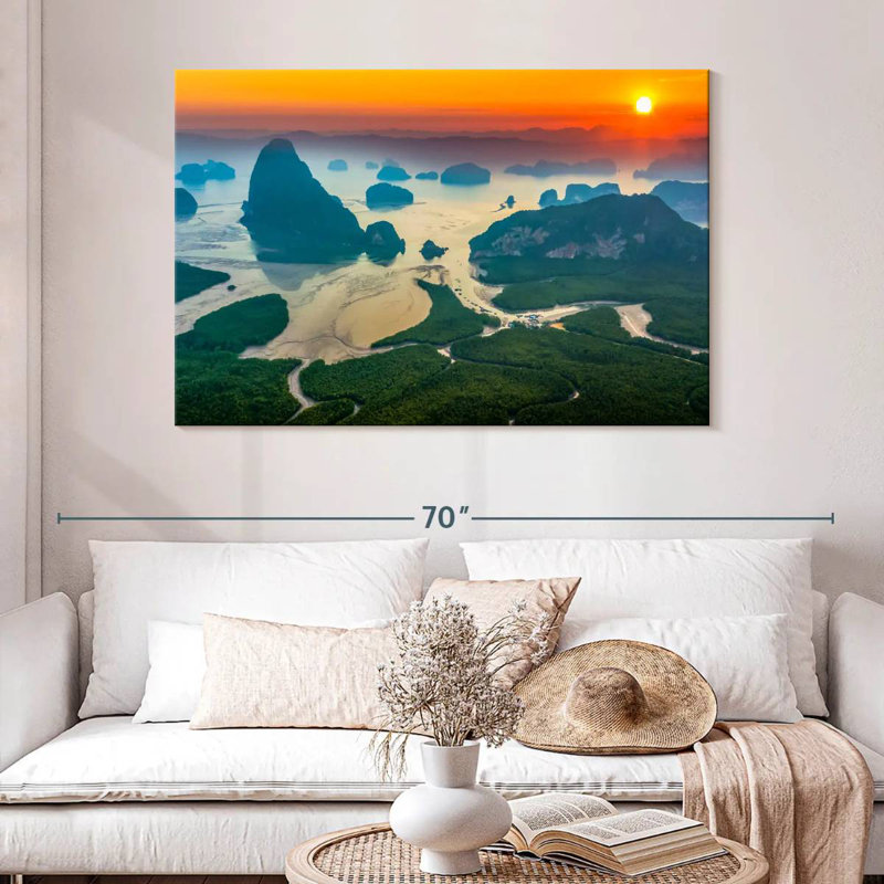 Lilie Phang Nga Bay Sunrise, H 32 po x l 48 po