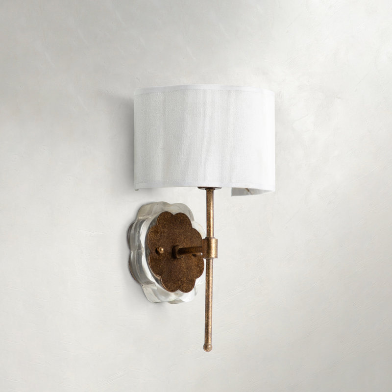 Shirley 1 - Light Wallchiere, Gold