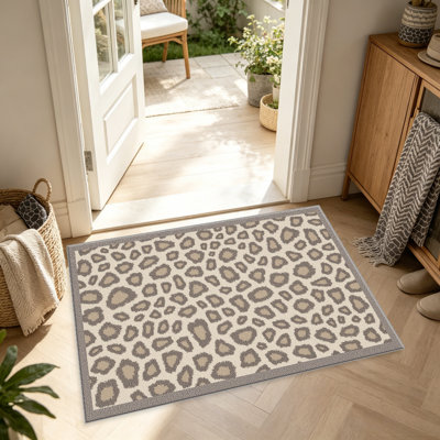 Tapis à imprimé léopard pour le salon, doux et confortable, convient à toutes les saisons, facile à entretenir, tapis de sol intérieur lavable à la machine, sous la table de ferme convenant à la chambre à coucher, à la salle à manger, au bureau, au patio, au balcon, à la décoration intérieure