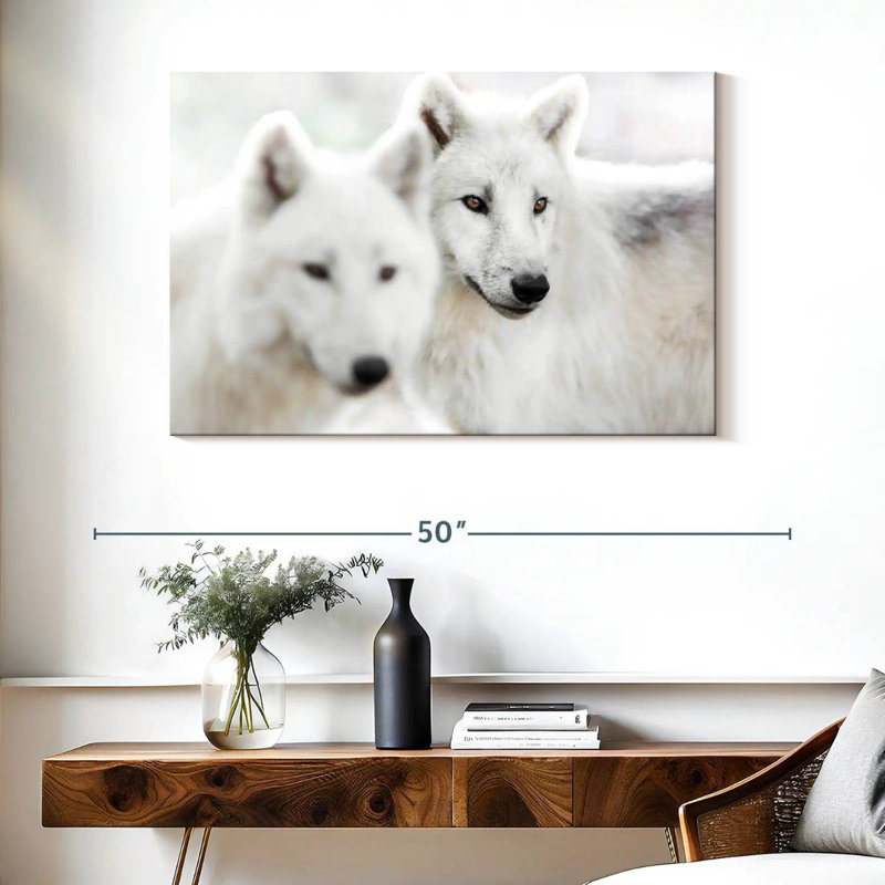 Loup blanc Brampt II, H 26 po x l 39 po