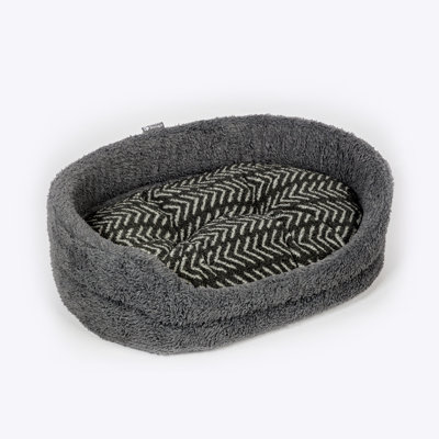 Chevron Fleece Pet Bed