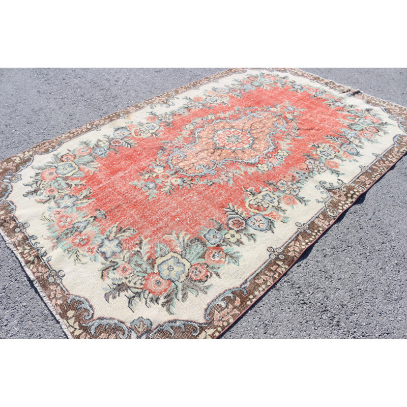 Grand tapis turc tissé à la main à motif floral, idéal pour la décoration bohémienne dans un style classique anatolien