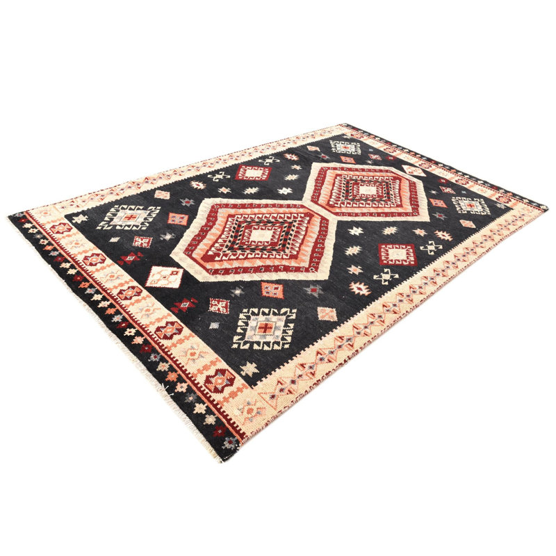 Tapis noir 7 x 7 po Peters