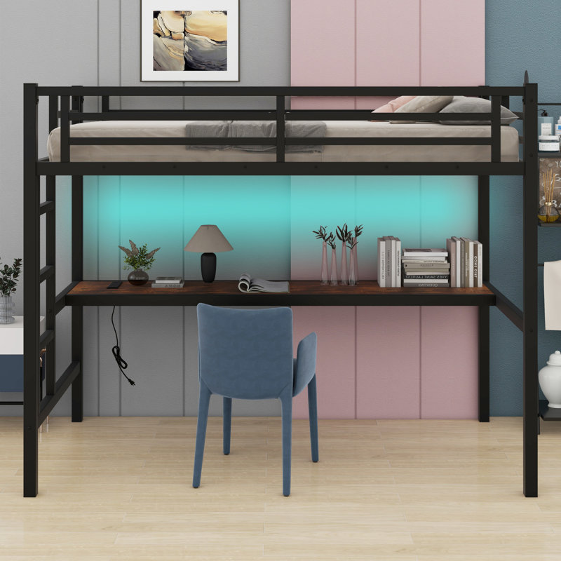 Lit mezzanine en métal avec prise de courant et éclairage DEL