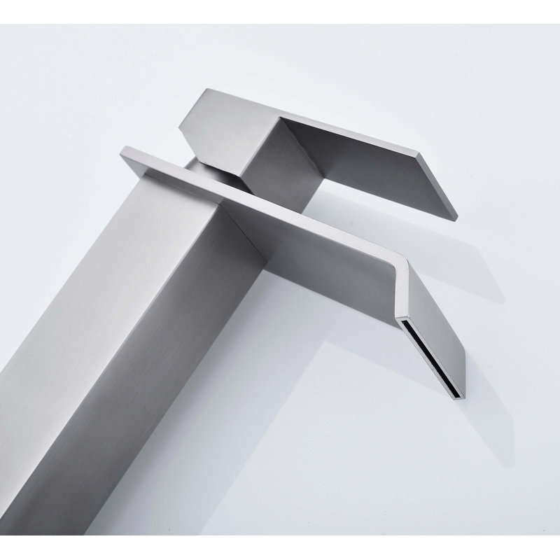 Robinet cascade à poignée simple, bonde escamotable pour évier sans trop-plein, Brushed Nickel