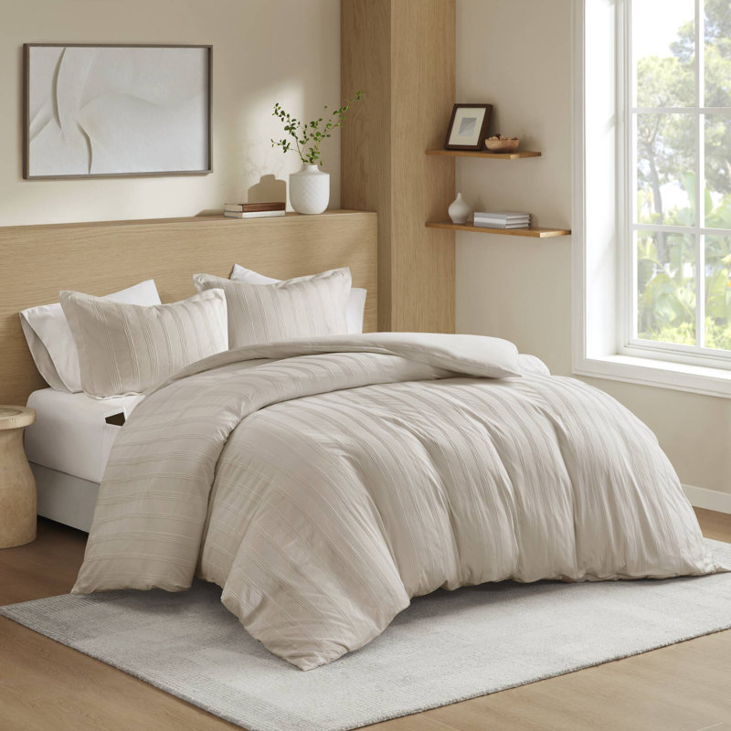 Ensemble de couette à rayures Logan, Édredon grand + 2 taies décoratives pour très g, Rayures neutres