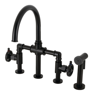 Robinet de pont avec douchette latérale
