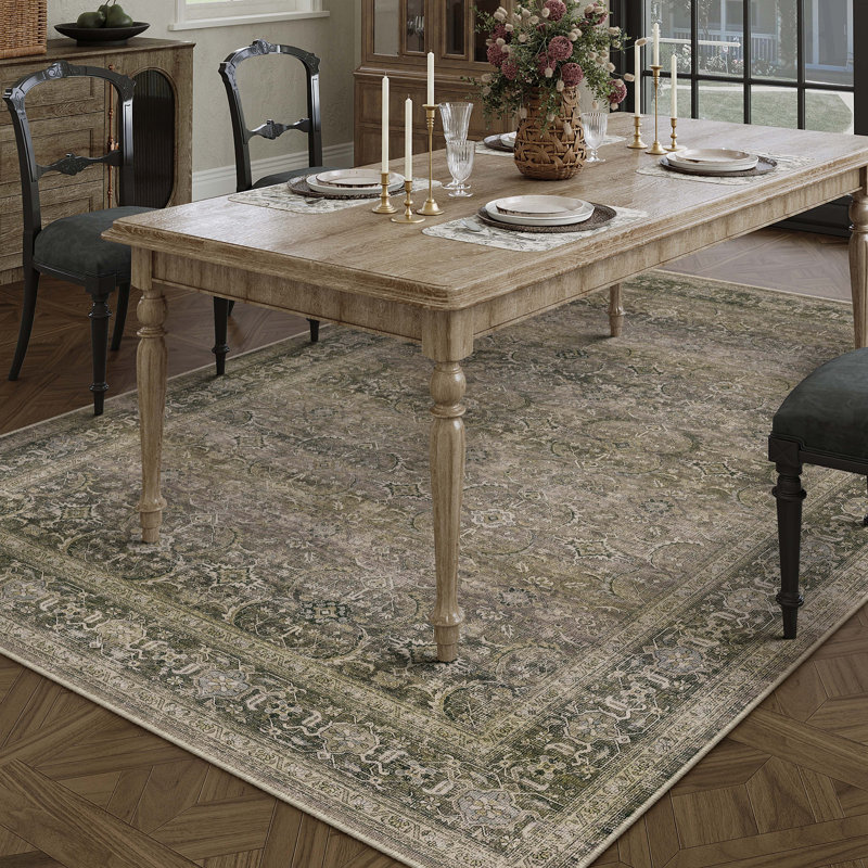 Luthien Elegant Vintage Floral Area Rug in Grey/Brown, Rectangle 6' x 9'