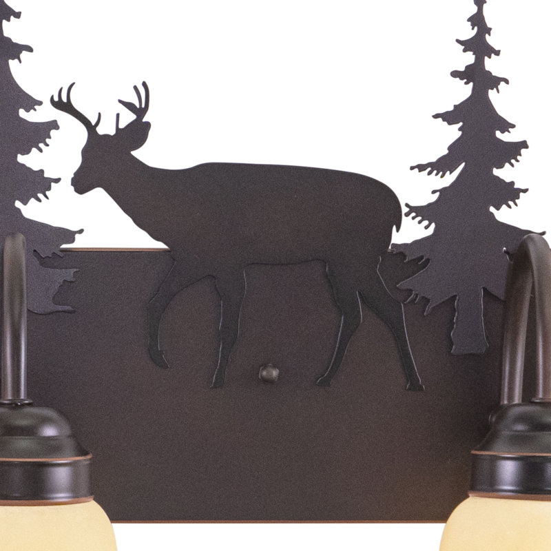Luminaire de meuble-lavabo de salle de bain rustique en bronze bruni à 3 lumières de 24,75 po Homar, abat-jour en verre ambré, cerf et arbres, à intensité variable, compatible avec les DEL, fixation murale au-dessus du miroir