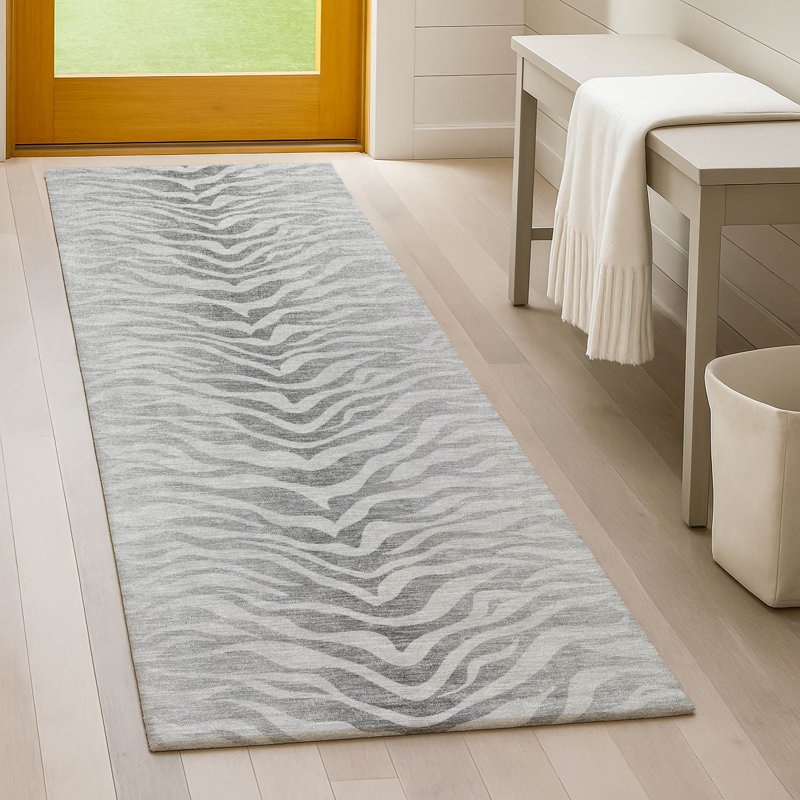 Machine Washable Indoor/Outdoor Chantille ACN2925 Animal Print Rug, 2'3" x 7'6" Runner, Silver