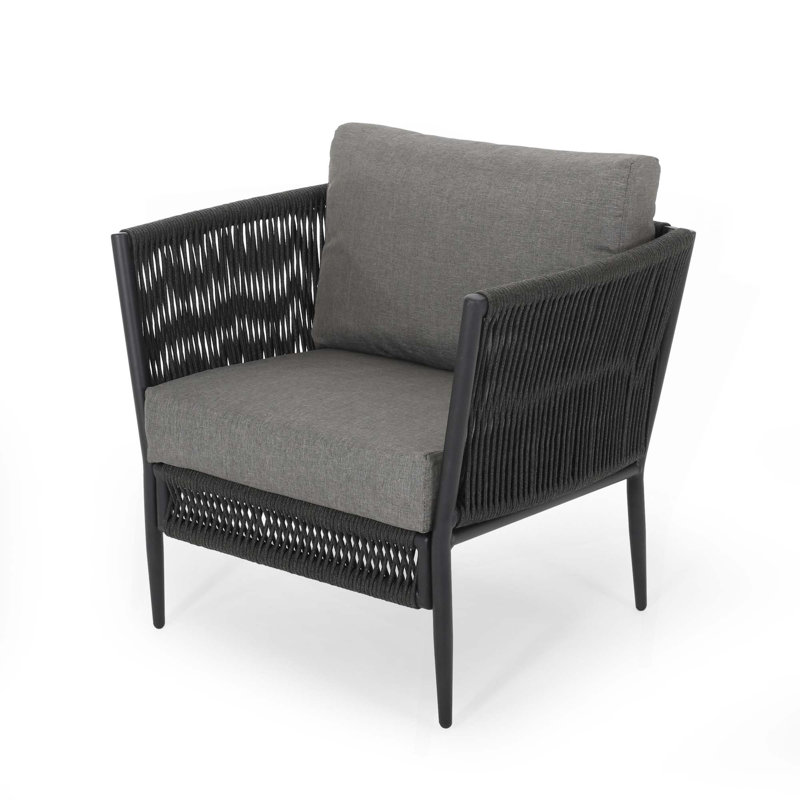 Élégant complément de salon, chaise d'appoint sophistiquée