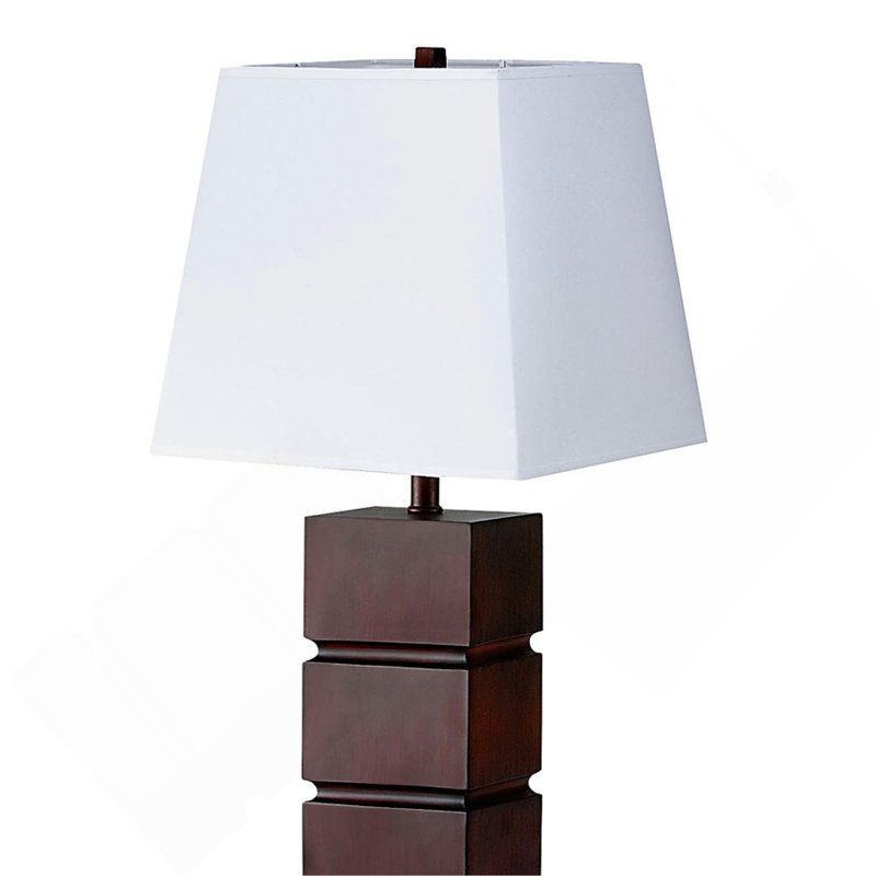 Lampe de table haute en polyrésine 27,5 po avec finition cerisier foncé, abat-jour en tissu blanc