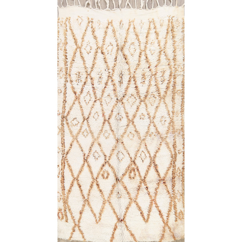 One-of-a-Kind 5' X 7'7" 1980s Wool Area Rug in